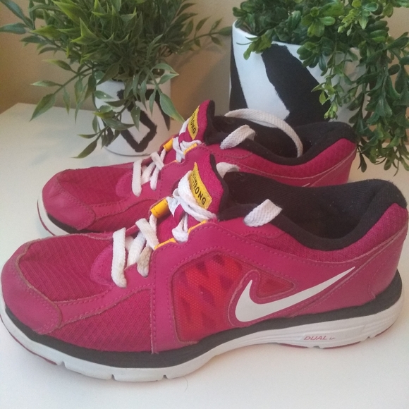 Nike fusion Live strong  Girl's size 4y - Picture 6 of 6